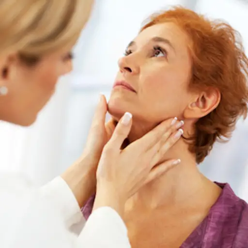 iS-12_Things_a_Head_and_Neck_Cancer_Doctor_Wants_You_to_Know-iStock-184956723